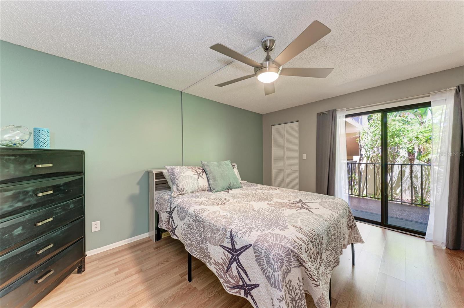 Image 21 of 45 For 3803 Sun Eagle Lane 203