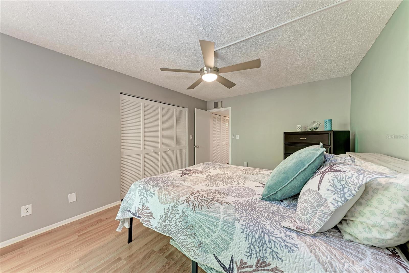 Image 24 of 45 For 3803 Sun Eagle Lane 203