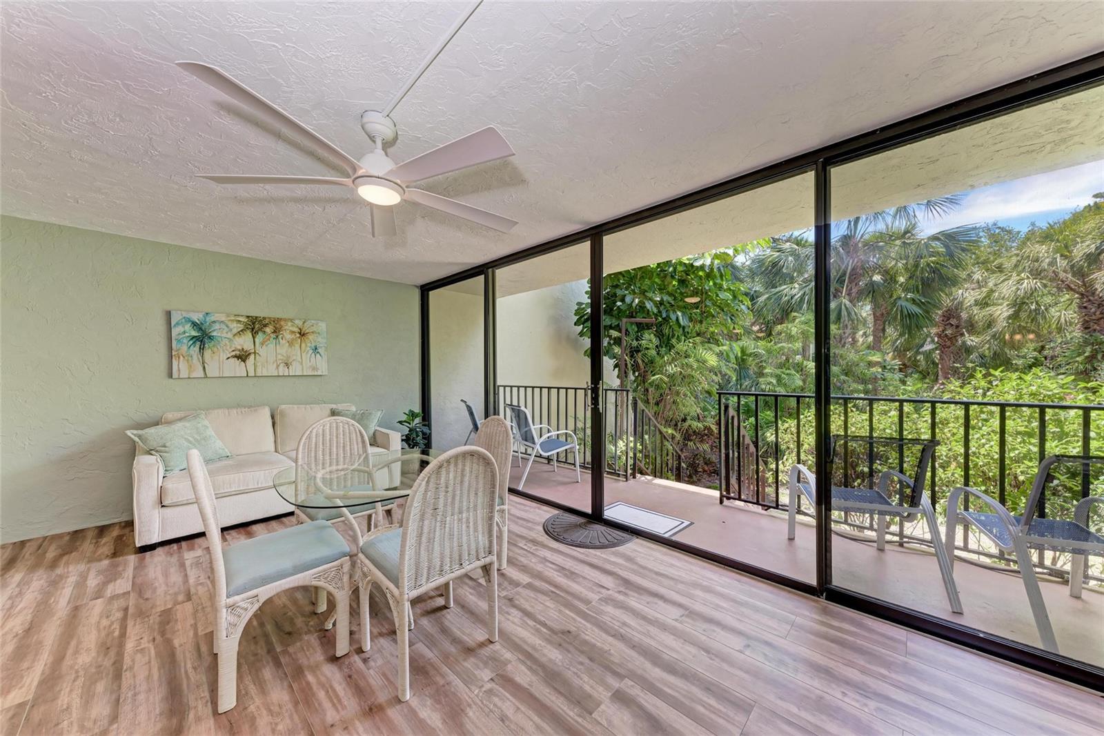 Image 29 of 45 For 3803 Sun Eagle Lane 203