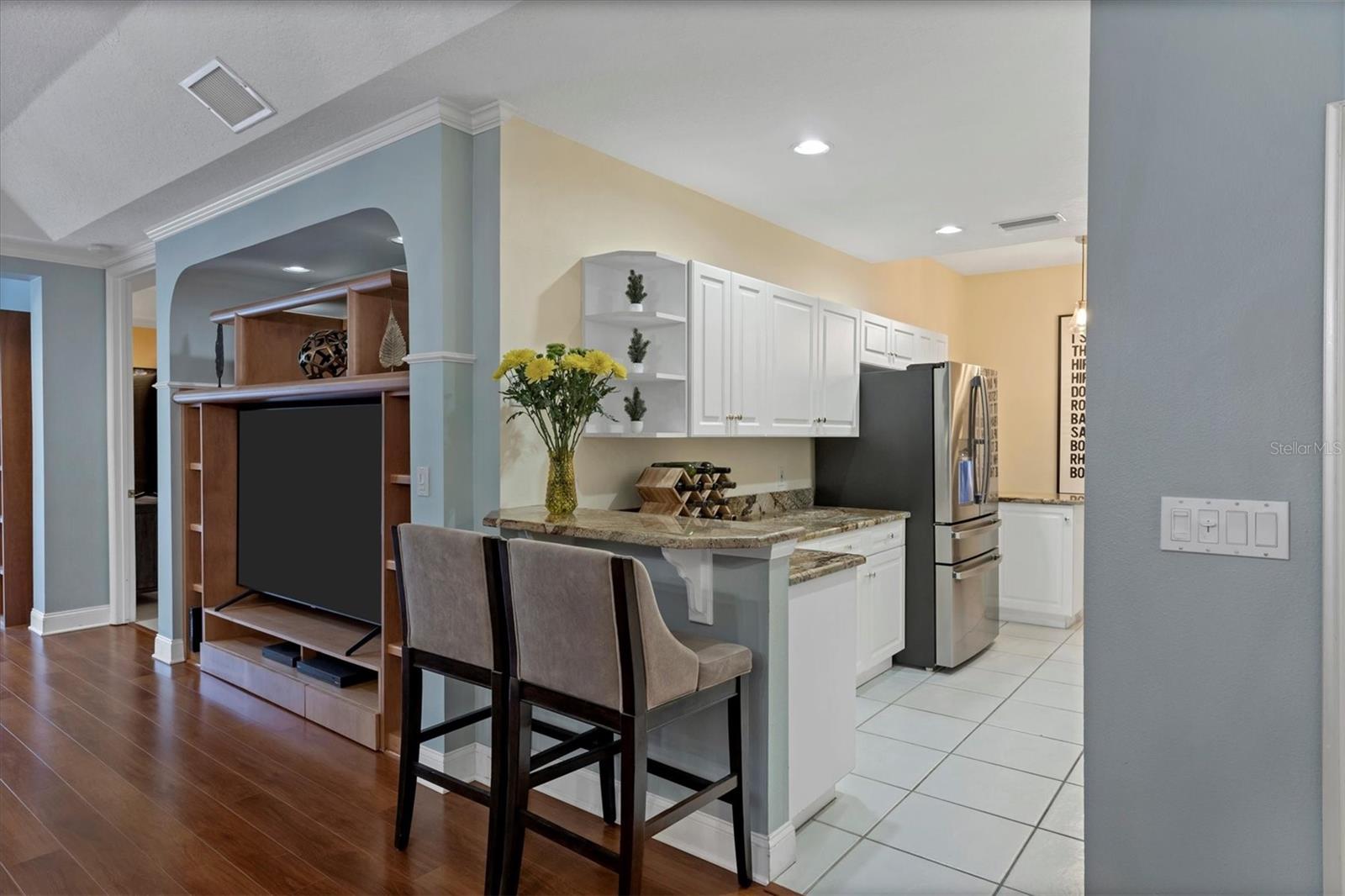 Image 7 of 27 For 3510 54th Drive W 103