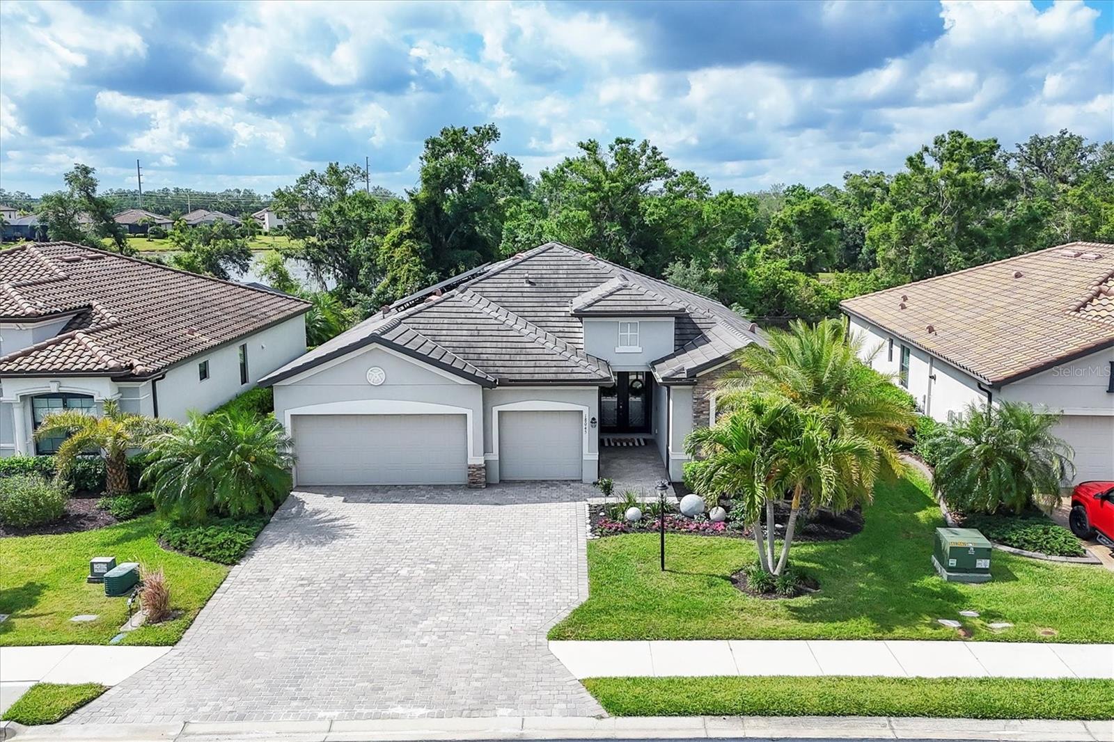 Image 4 of 66 For 18045 Polo Trail Street