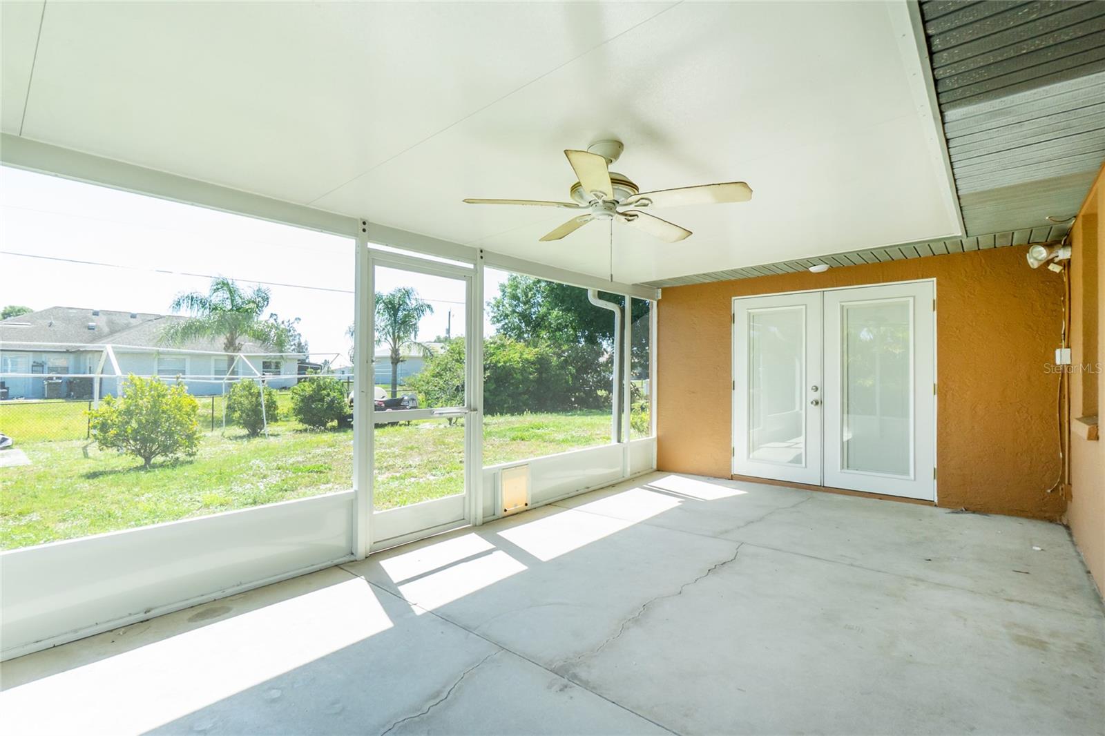 Image 18 of 21 For 11350 Orange Avenue