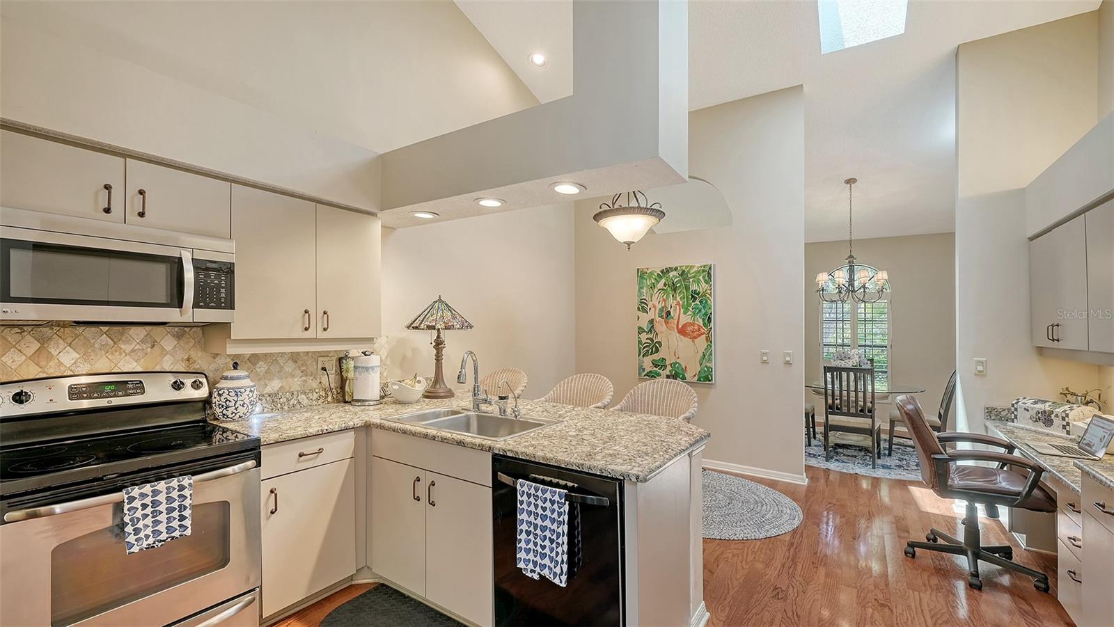 Image 15 of 55 For 4691 Las Brisas Lane
