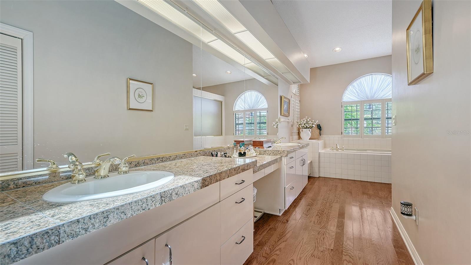 Image 21 of 55 For 4691 Las Brisas Lane
