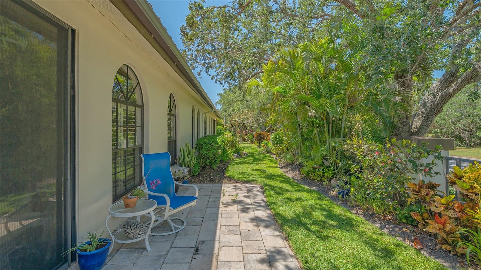 Image 29 of 55 For 4691 Las Brisas Lane