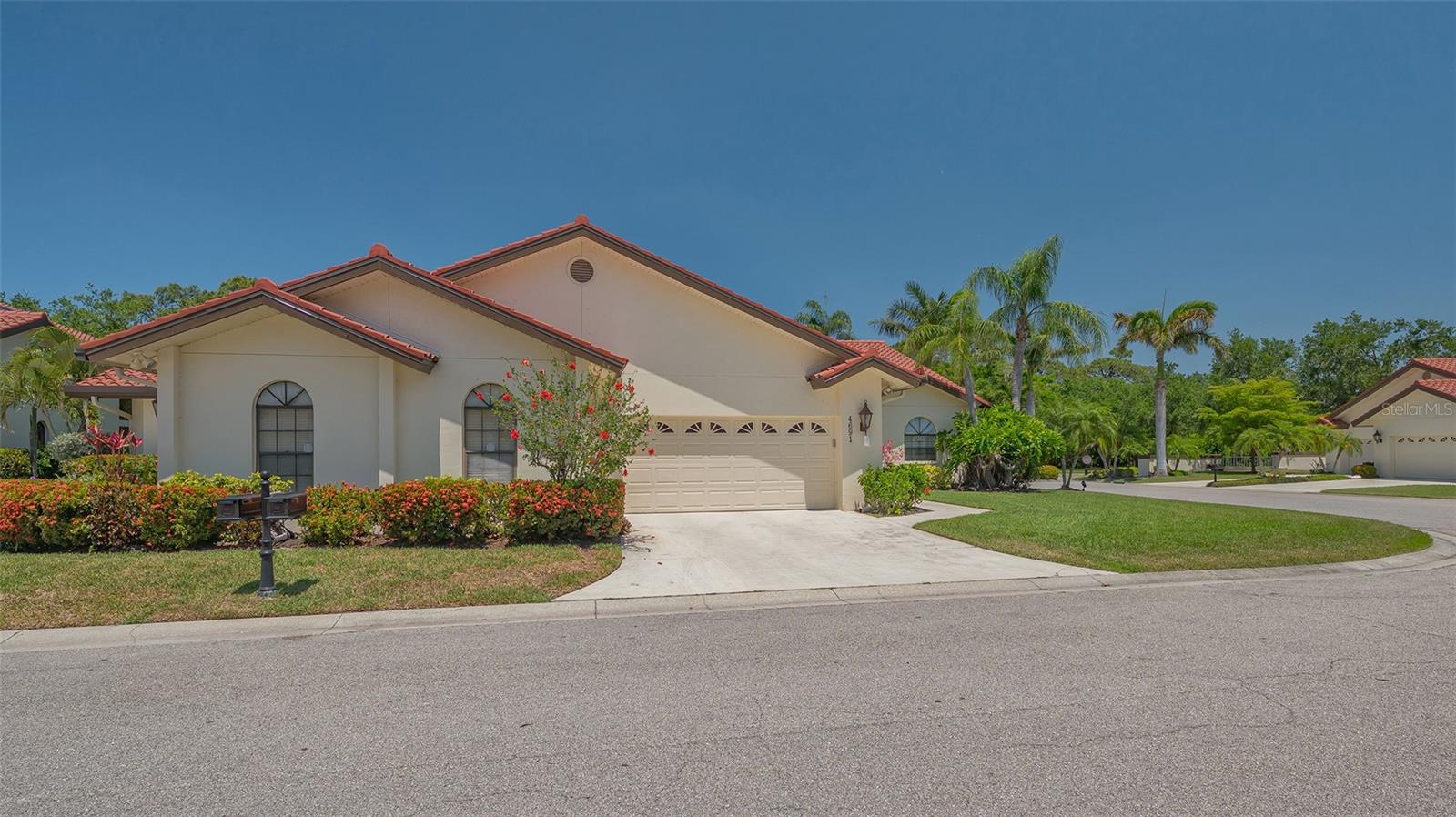 Image 35 of 55 For 4691 Las Brisas Lane