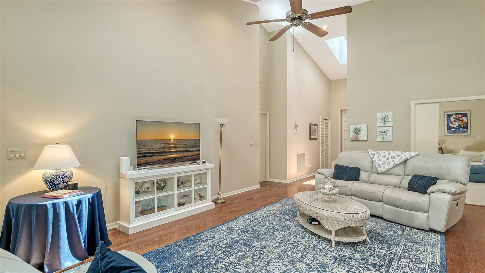Image 7 of 55 For 4691 Las Brisas Lane