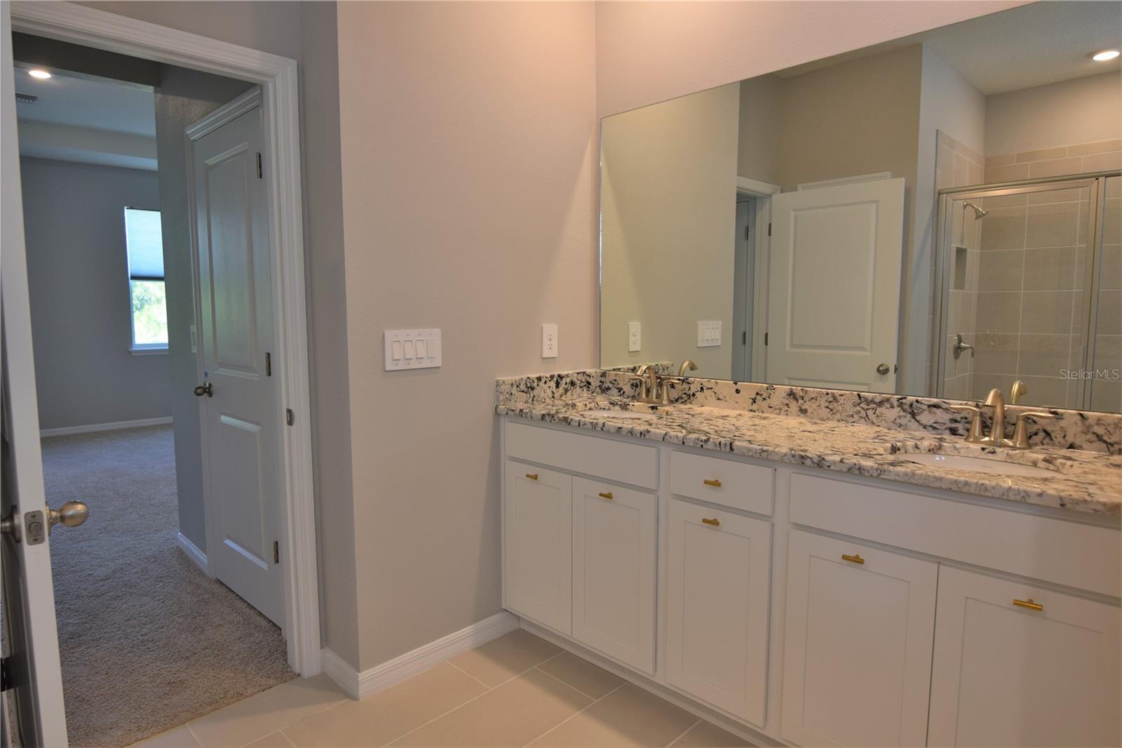 Image 13 of 26 For 2128 Midnight Pearl Drive