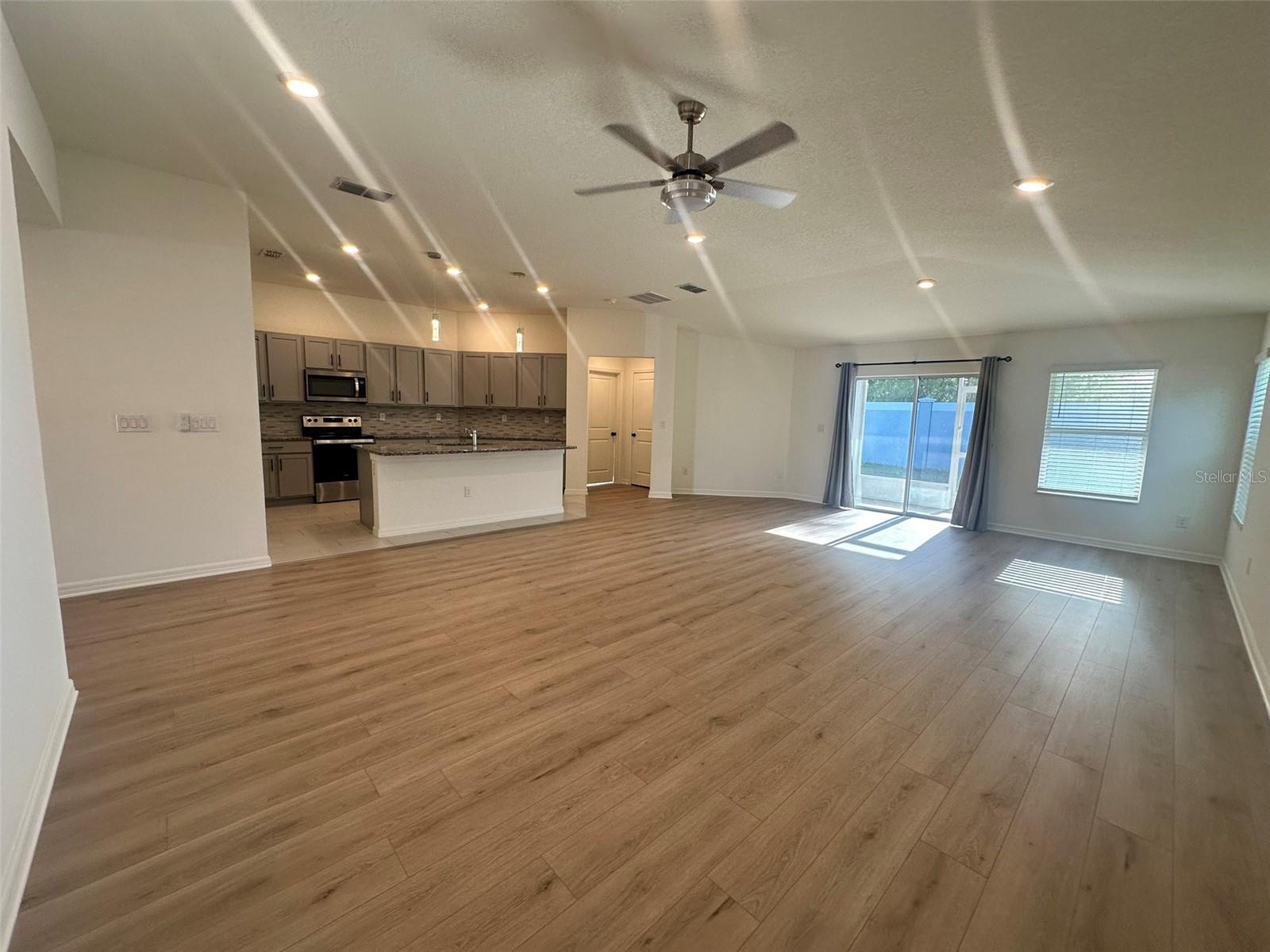 Image 5 of 18 For 7327 34th Court E