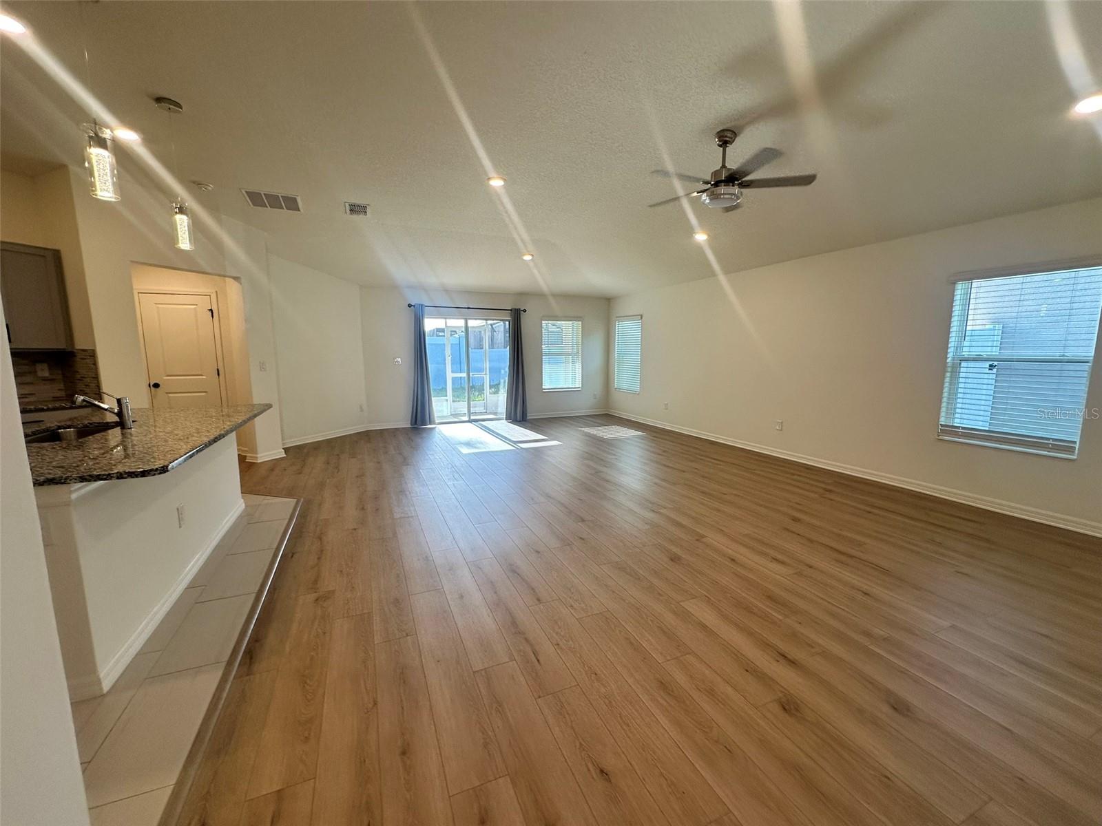 Image 6 of 18 For 7327 34th Court E