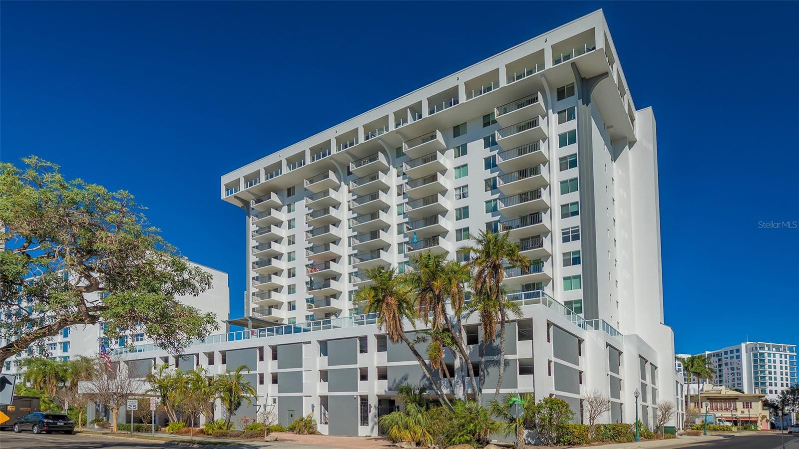 Image 2 of 44 For 101 Gulfstream Avenue 5j