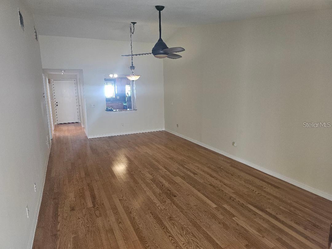 Image 7 of 16 For 6403 Heritage Lane 6403