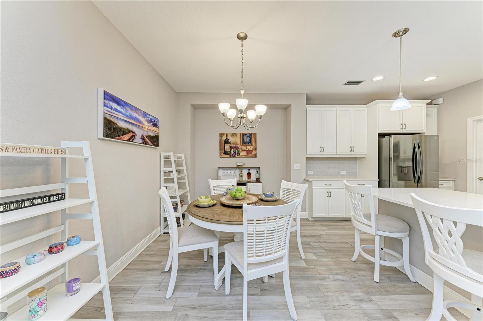 Image 11 of 43 For 5957 Amberly Drive