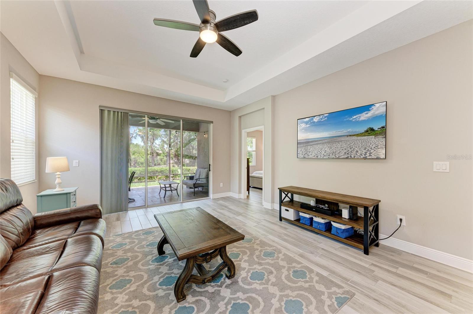 Image 17 of 43 For 5957 Amberly Drive