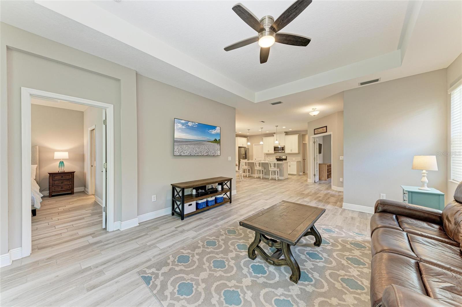 Image 18 of 43 For 5957 Amberly Drive