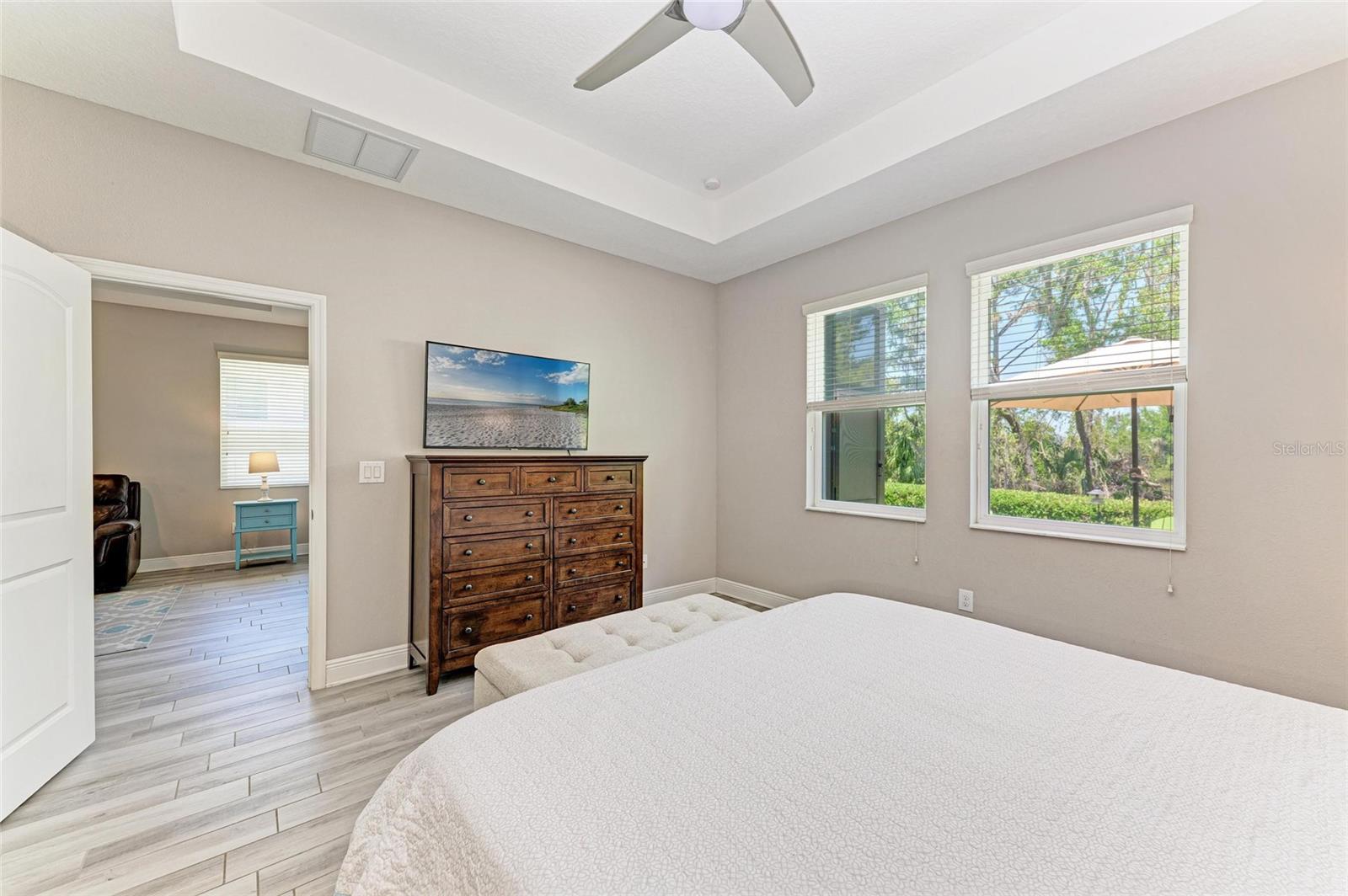 Image 21 of 43 For 5957 Amberly Drive