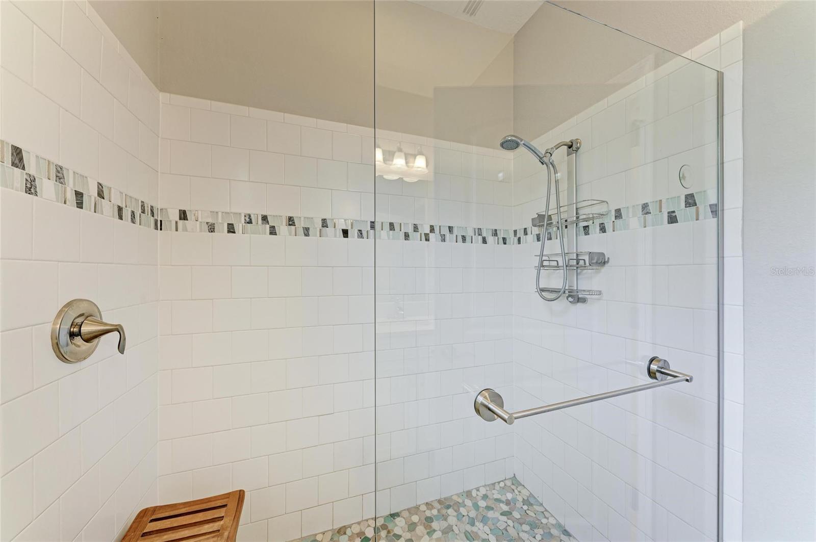 Image 27 of 43 For 5957 Amberly Drive