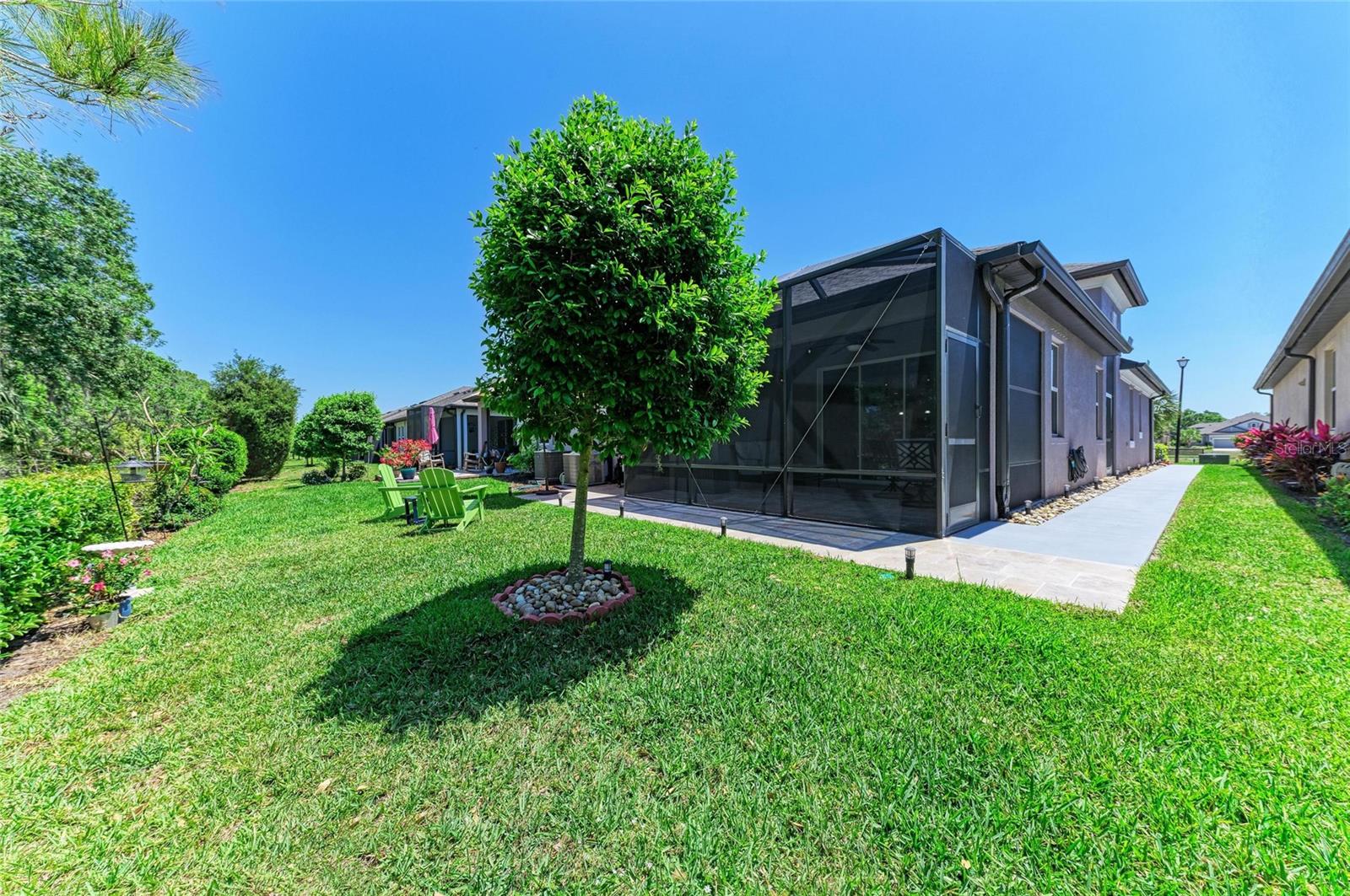 Image 38 of 43 For 5957 Amberly Drive
