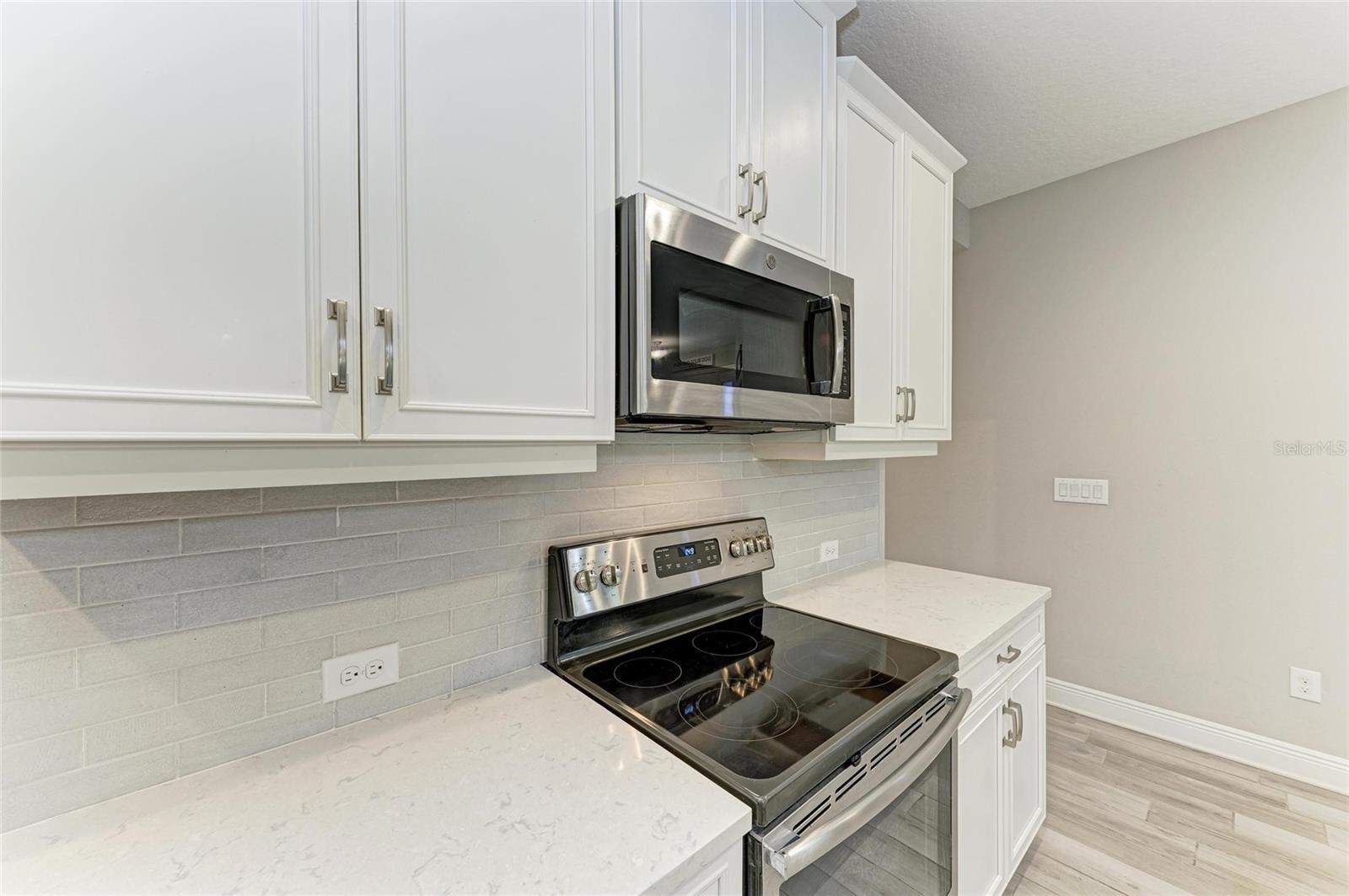 Image 7 of 43 For 5957 Amberly Drive