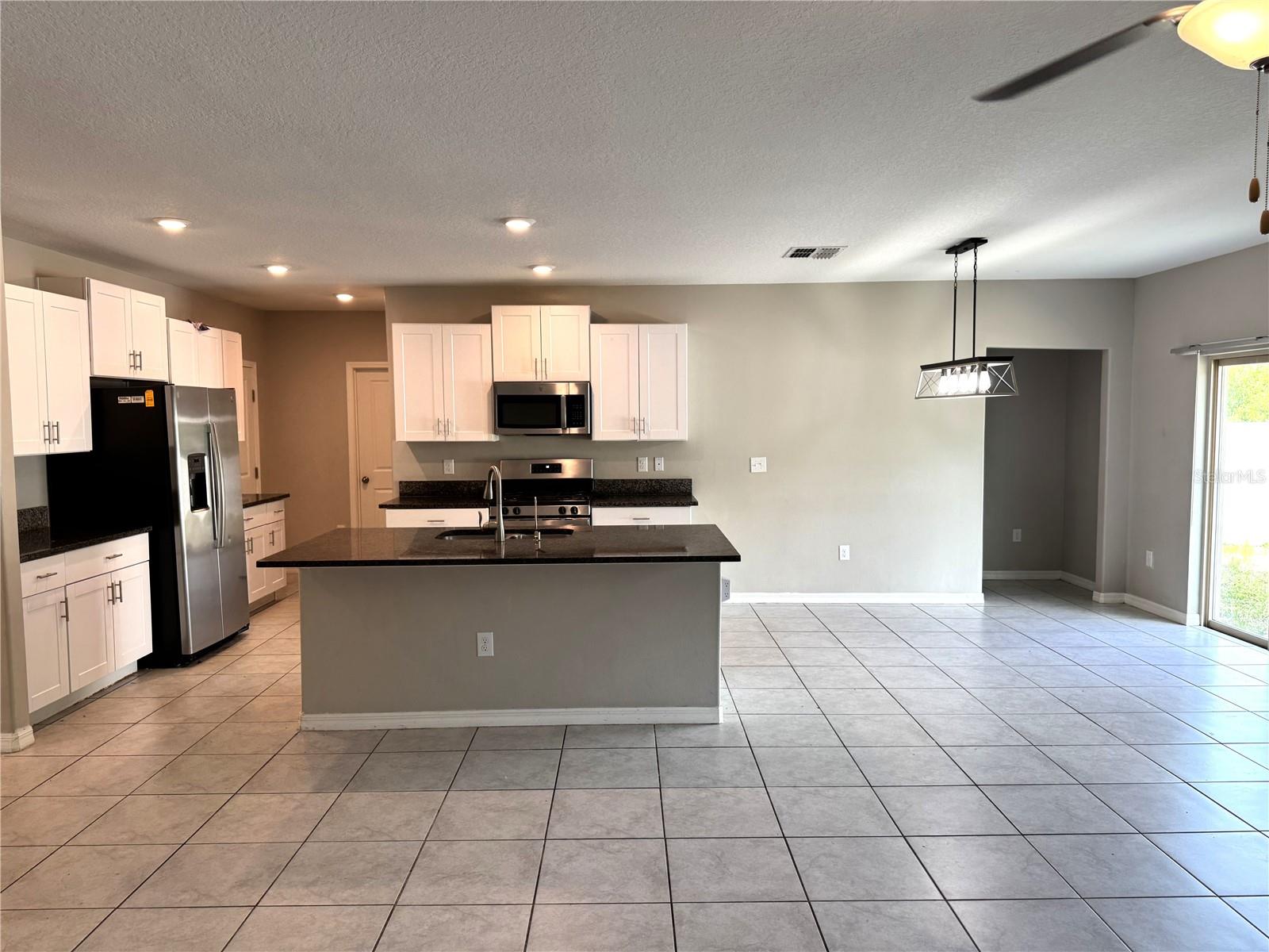 Image 3 of 25 For 5430 Amaryllis Garden Street