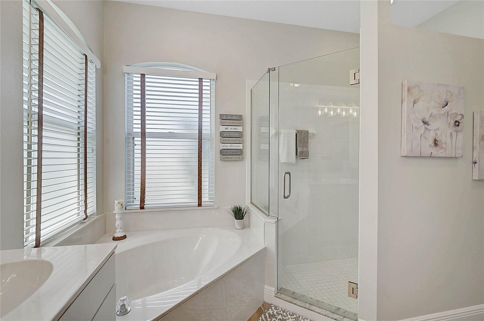 Image 18 of 34 For 515 Pecan Lane