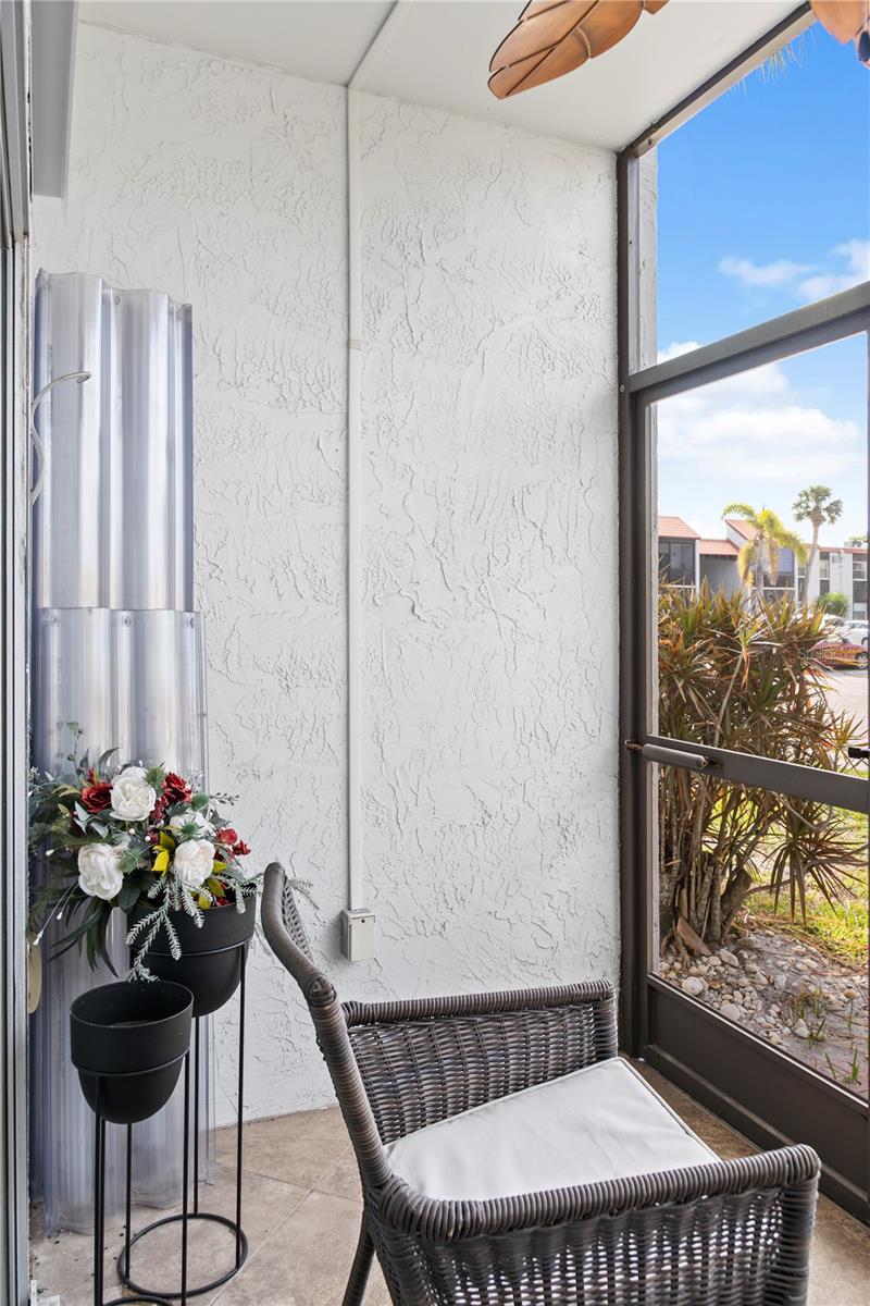 Image 16 of 20 For 3269 Beneva Road 102