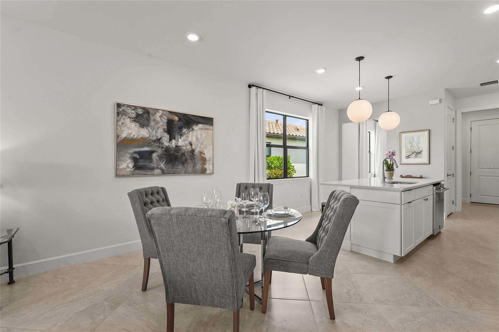 Image 17 of 95 For 6295 Crested Eagle Lane