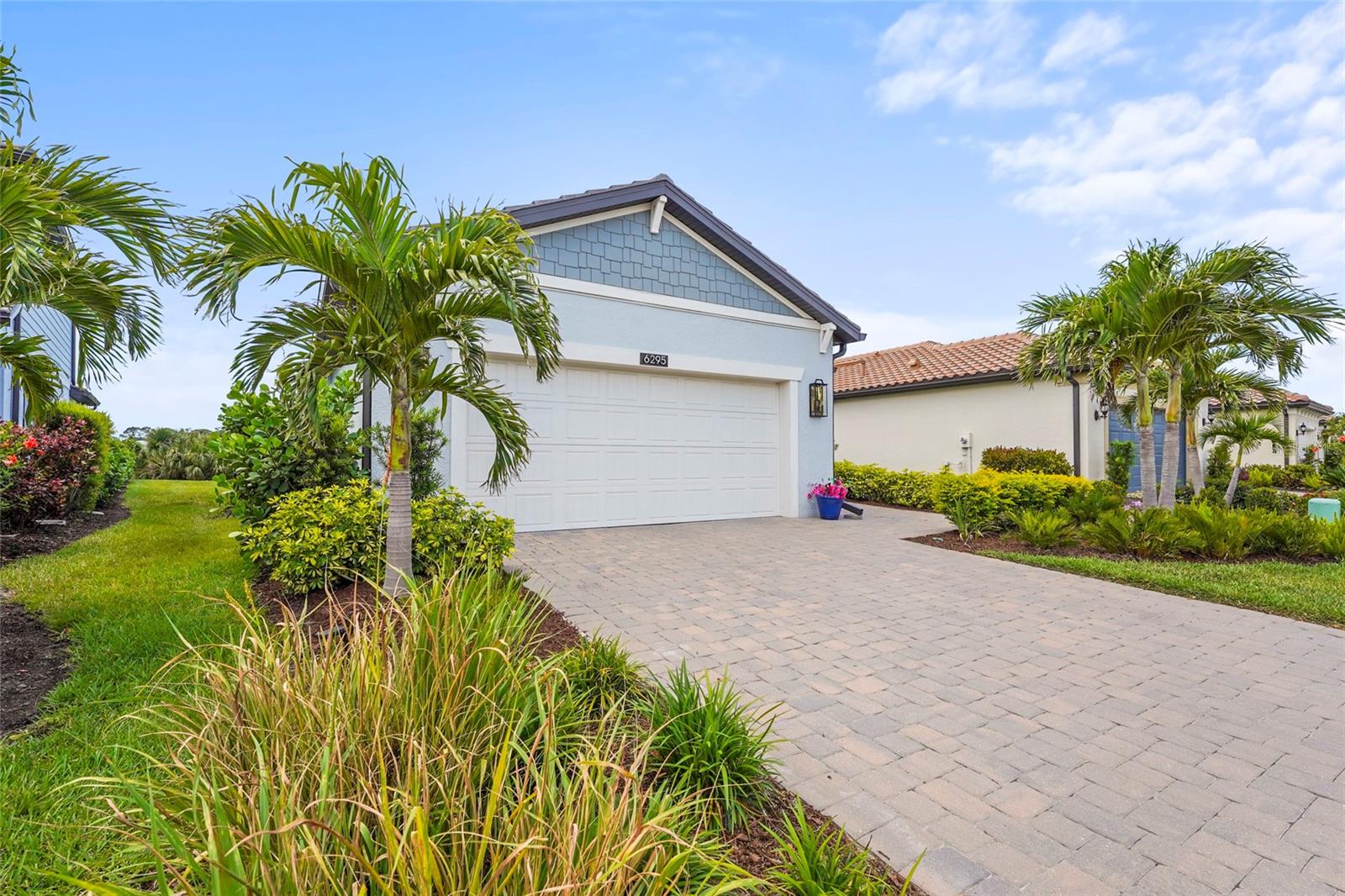 Image 2 of 95 For 6295 Crested Eagle Lane