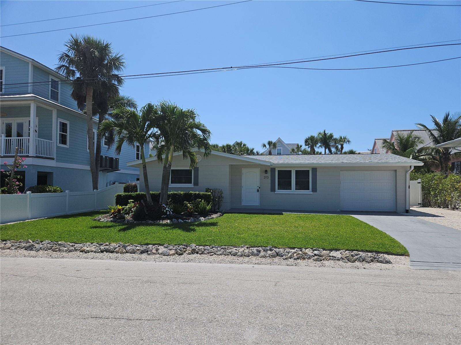 Details for 213 64th Street, HOLMES BEACH, FL 34217