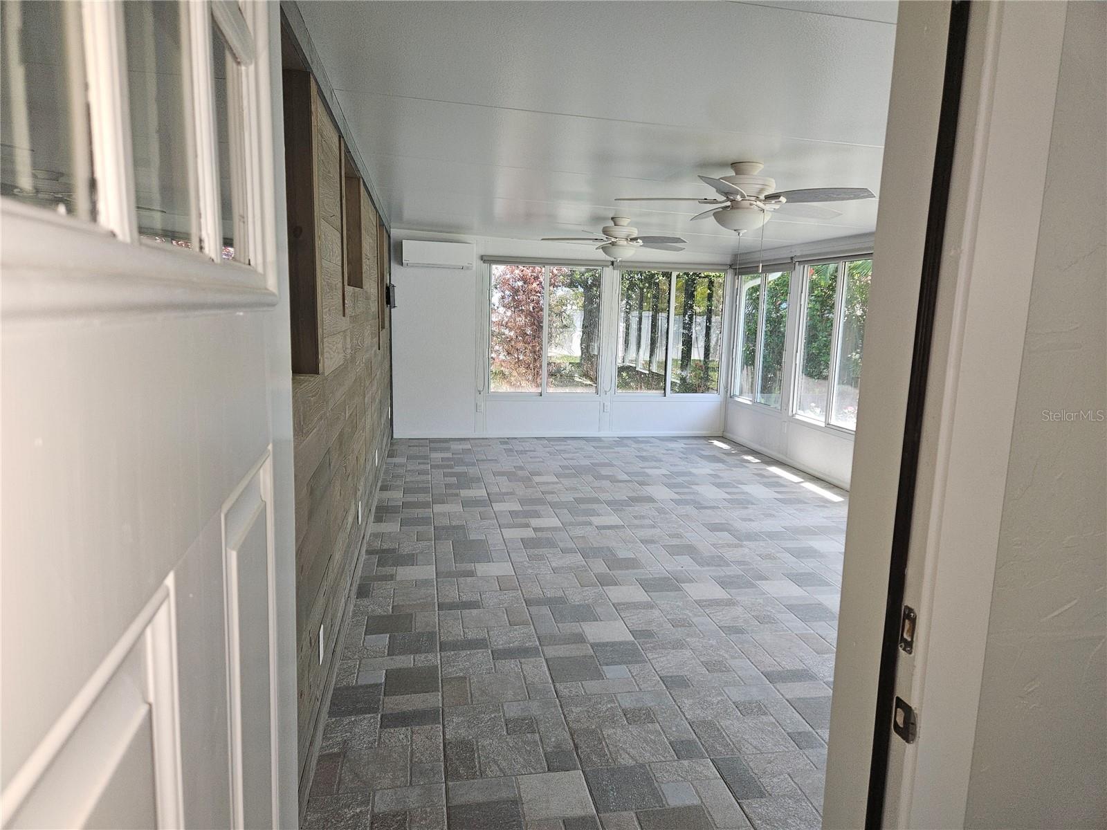 Image 27 of 49 For 213 64th Street