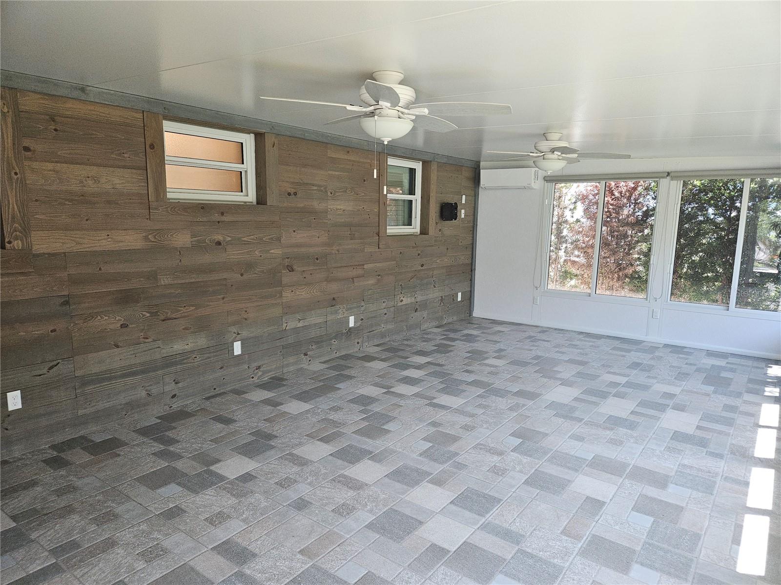 Image 29 of 49 For 213 64th Street
