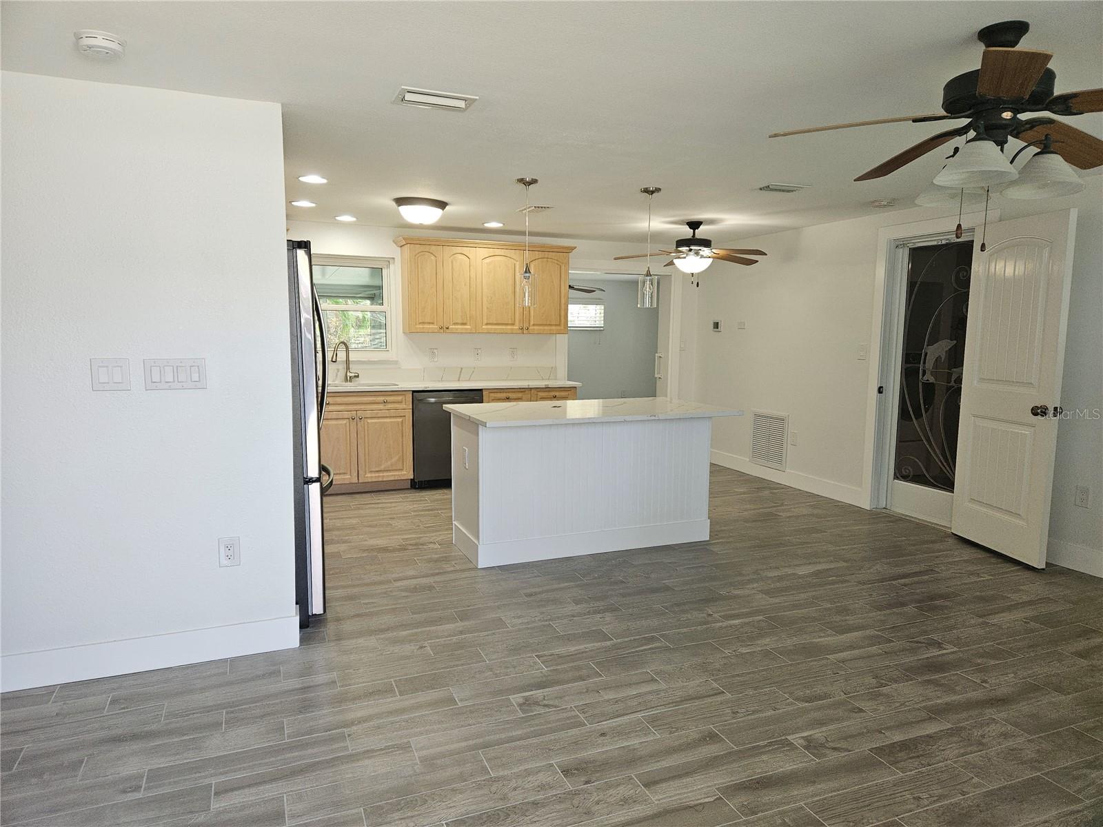 Image 3 of 49 For 213 64th Street