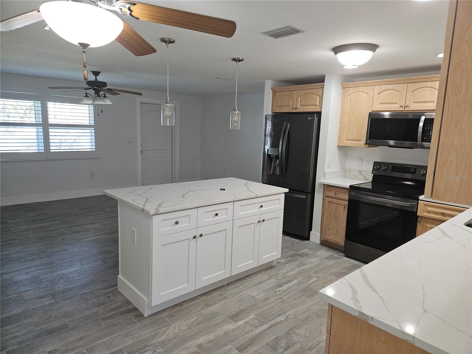 Image 4 of 49 For 213 64th Street