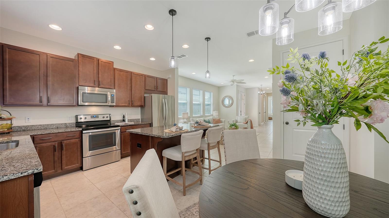 Image 17 of 42 For 11847 Meadowgate Place