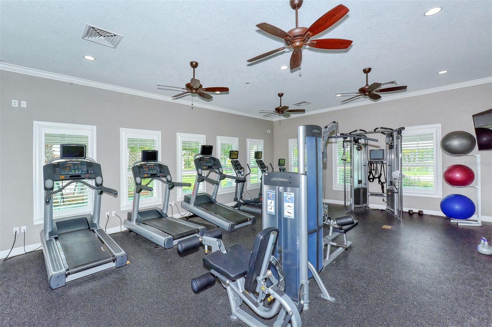 Image 39 of 42 For 11847 Meadowgate Place