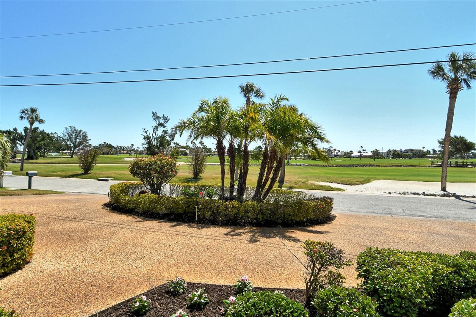 Image 11 of 98 For 621 Ivanhoe Lane