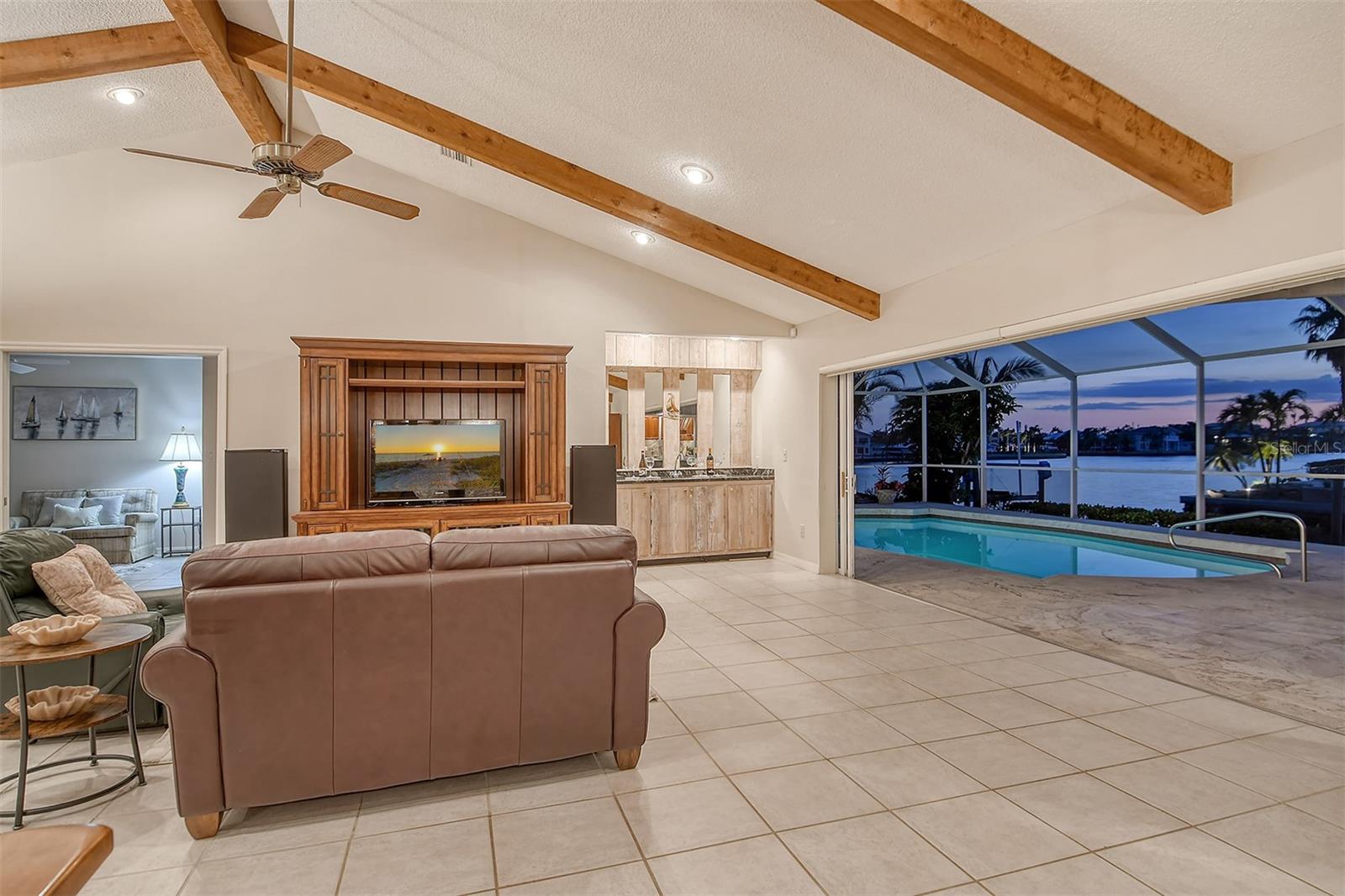 Image 63 of 98 For 621 Ivanhoe Lane