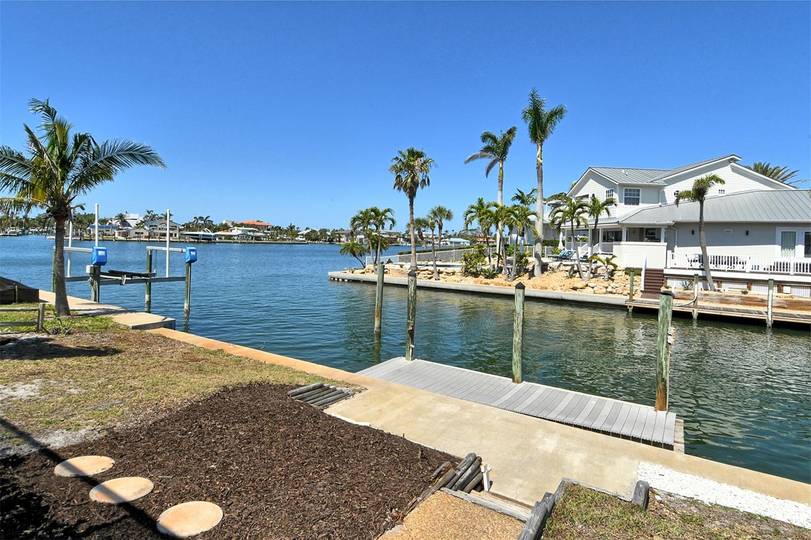 Image 85 of 98 For 621 Ivanhoe Lane