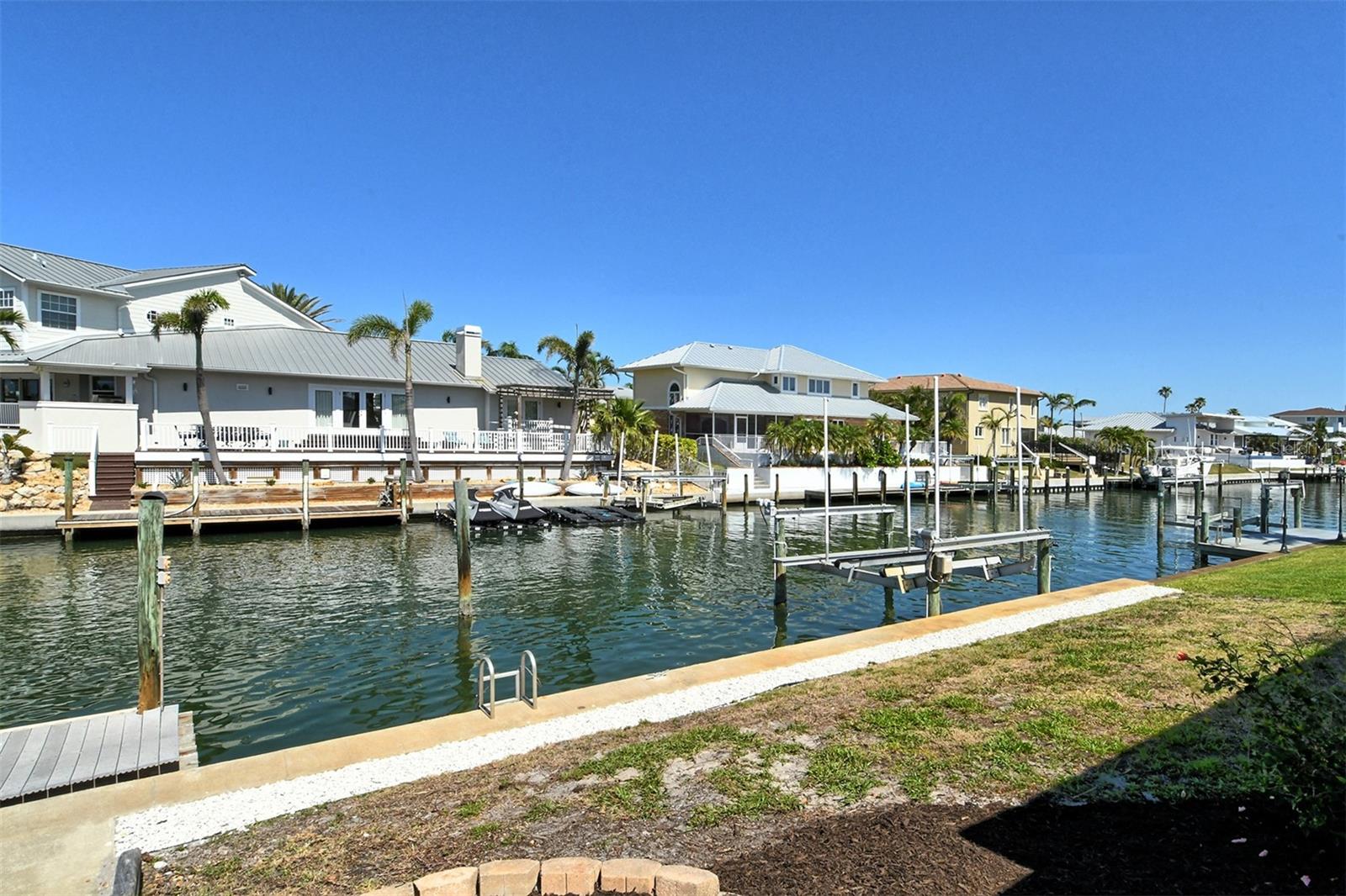 Image 86 of 98 For 621 Ivanhoe Lane