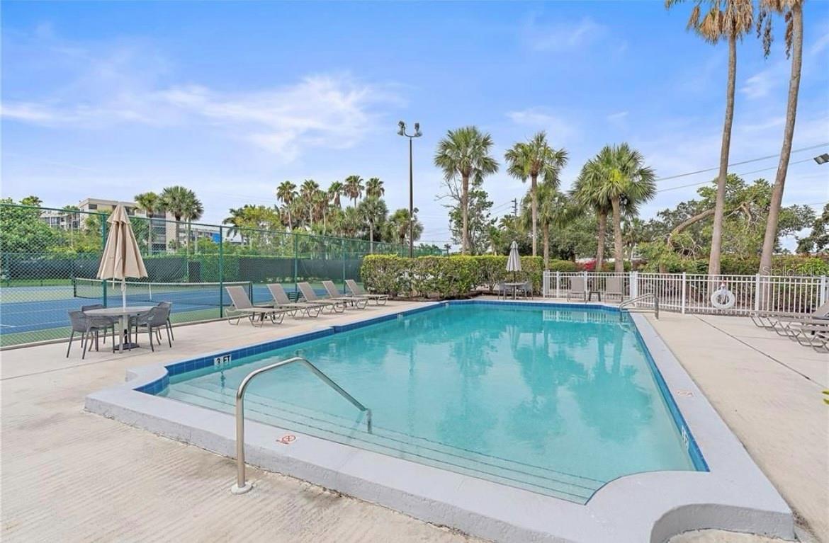 Image 20 of 29 For 1223 Siesta Bayside Drive 1223