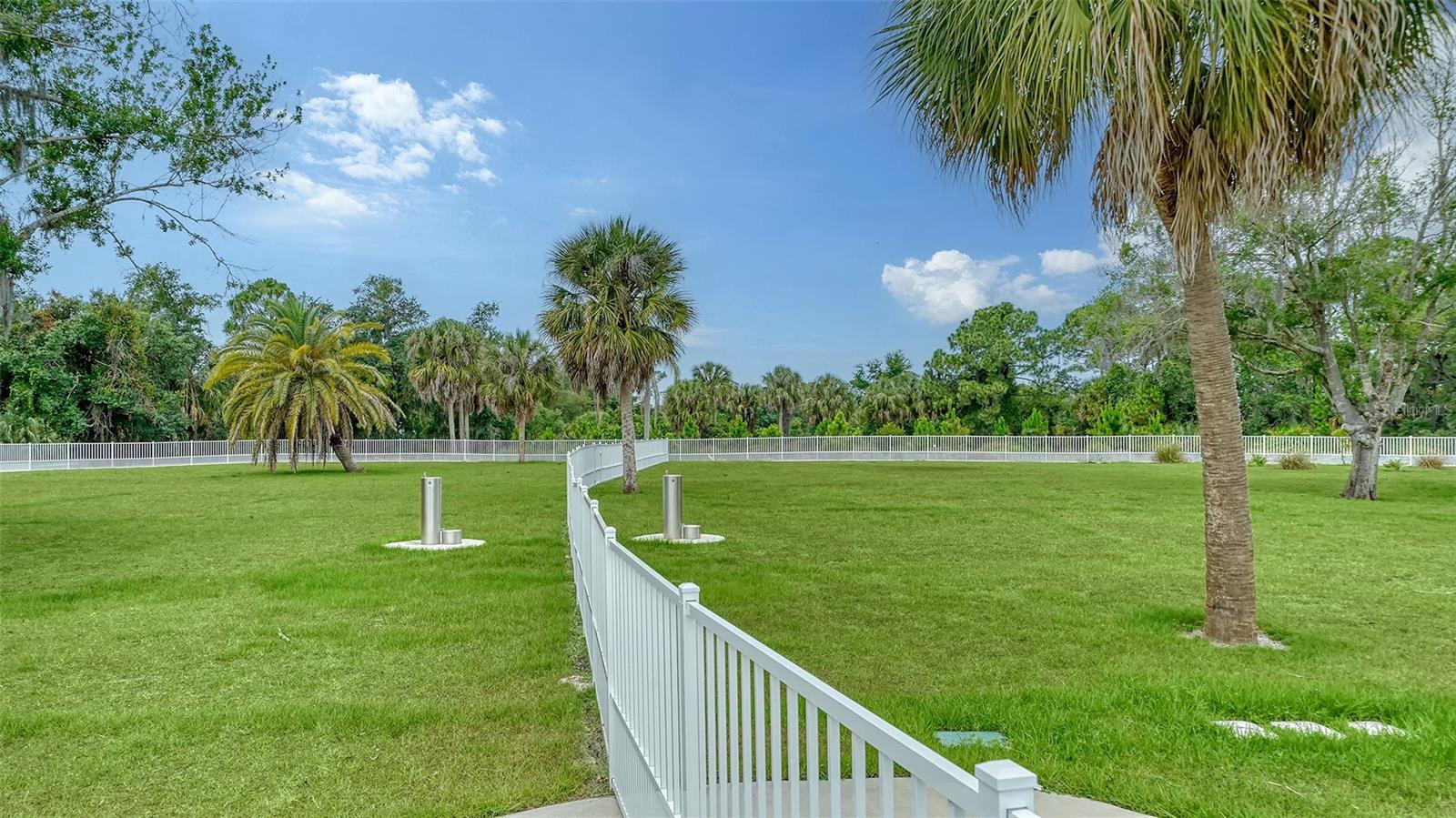 Image 44 of 50 For 10105 Canaveral Circle