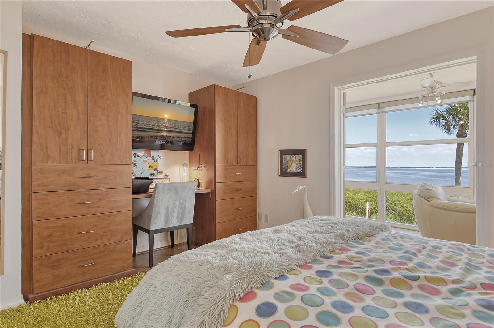 Image 26 of 75 For 4800 Gulf Of Mexico Drive 205