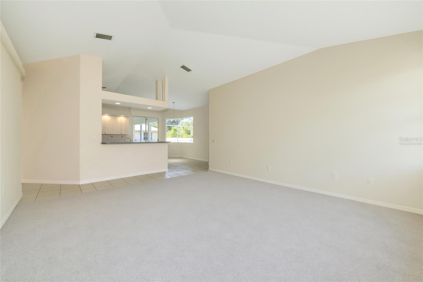 Image 15 of 27 For 4092 Green Tree Avenue