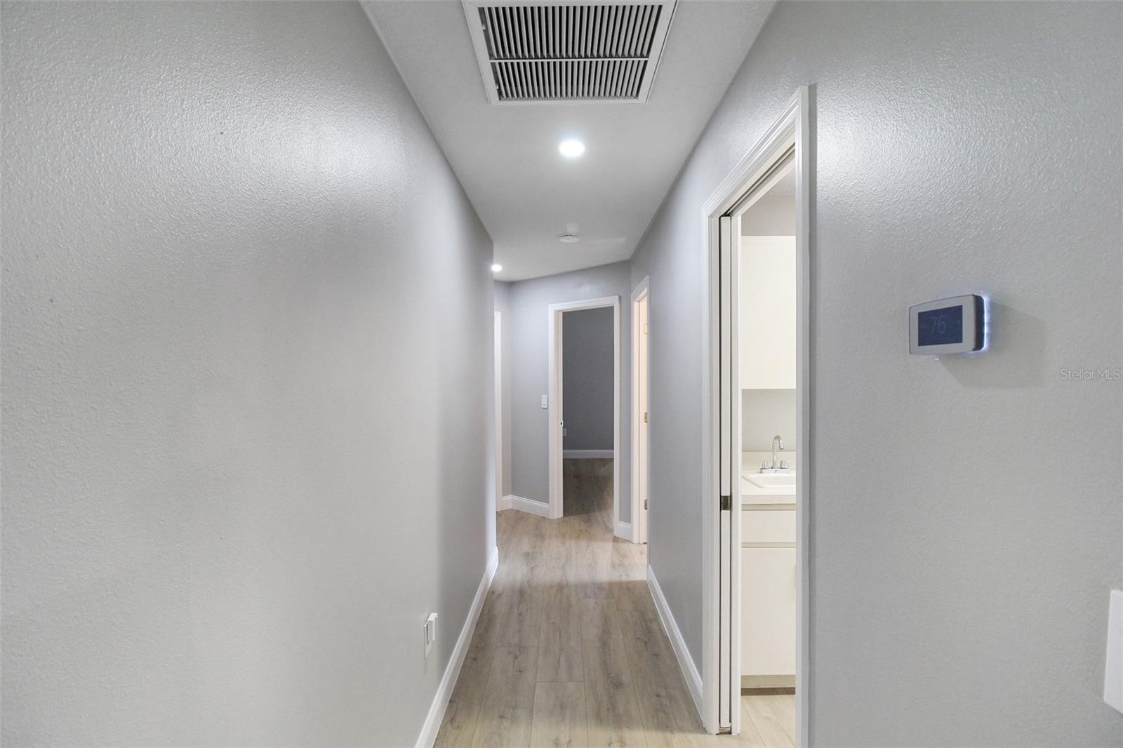 Image 37 of 52 For 1304 Capri Isles Boulevard 31