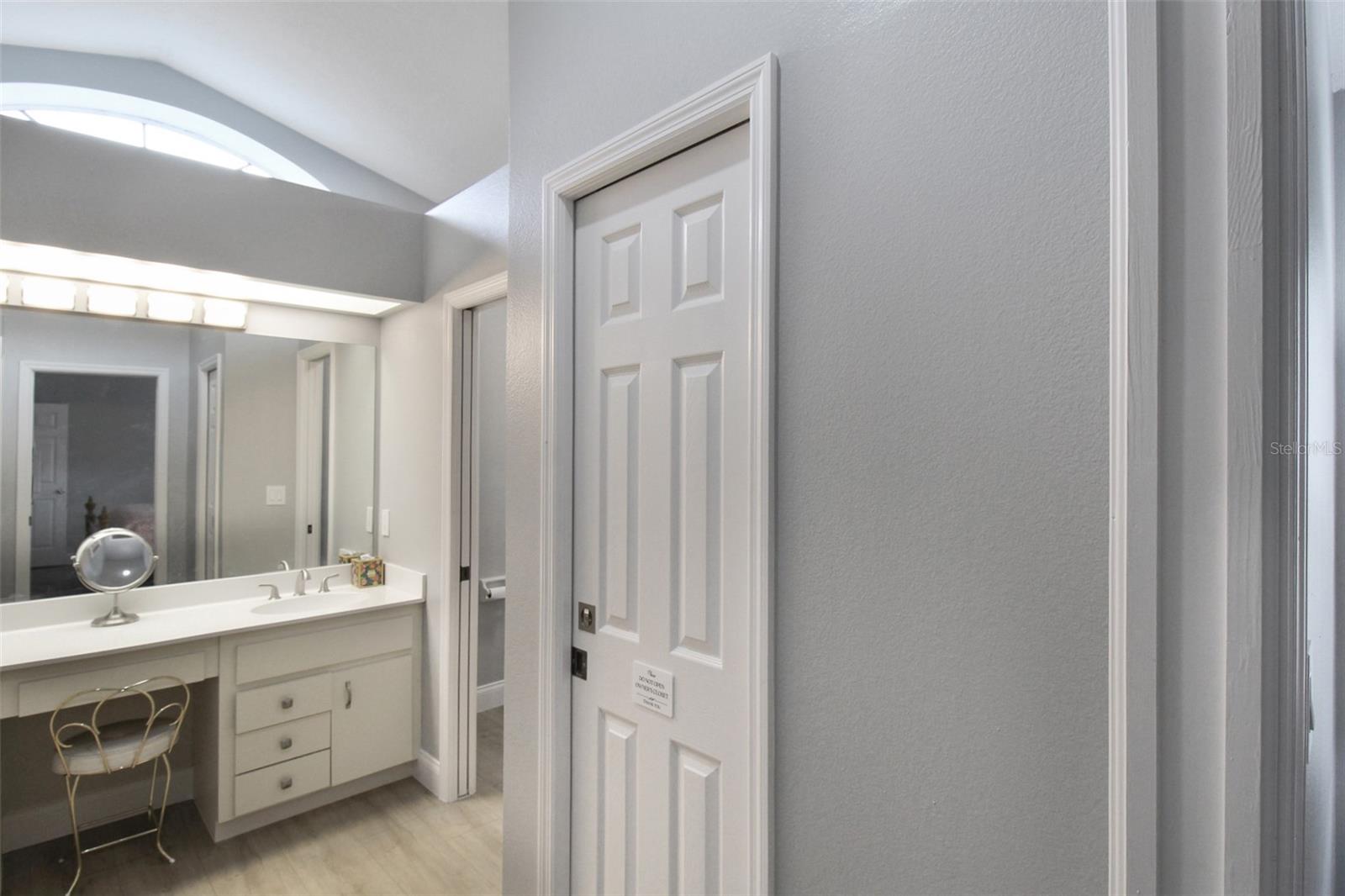 Image 44 of 52 For 1304 Capri Isles Boulevard 31