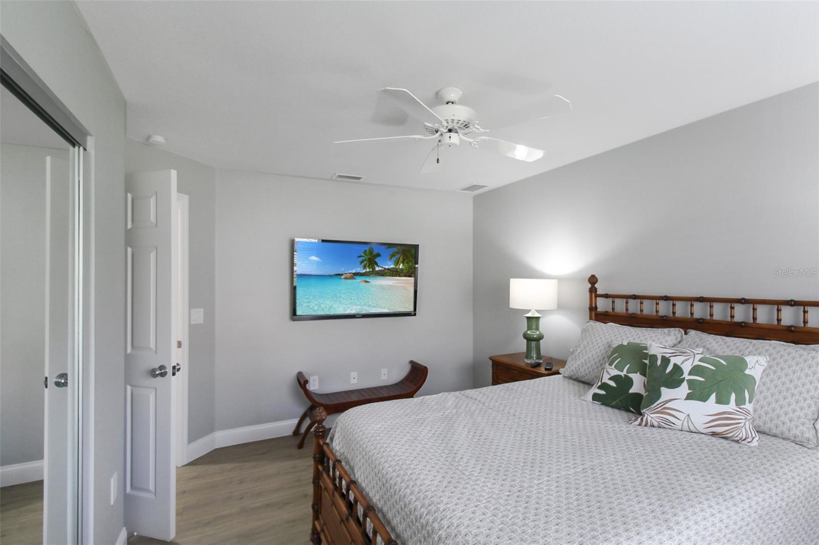 Image 51 of 52 For 1304 Capri Isles Boulevard 31