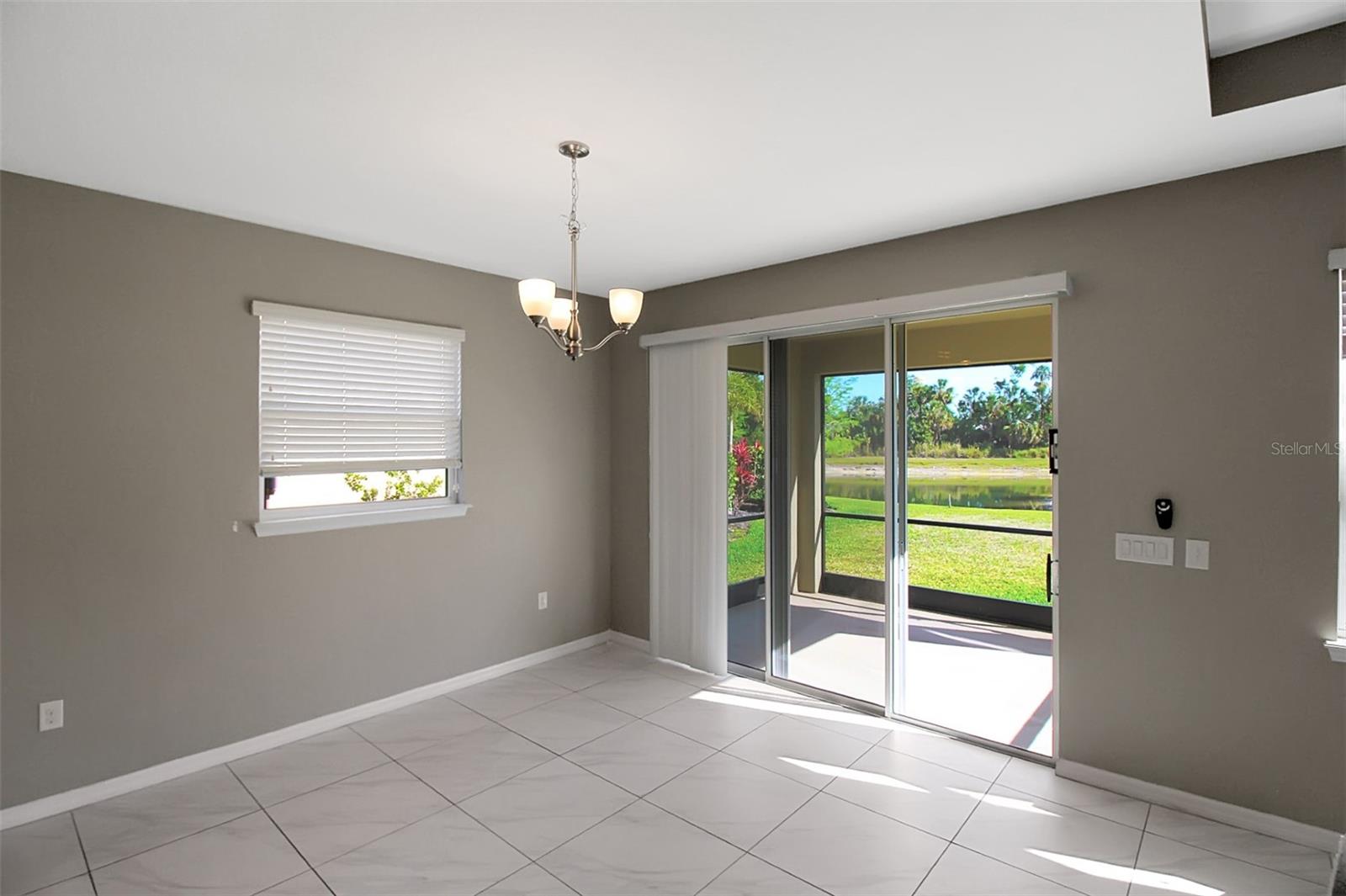 Image 10 of 37 For 2914 Esmeralda Drive