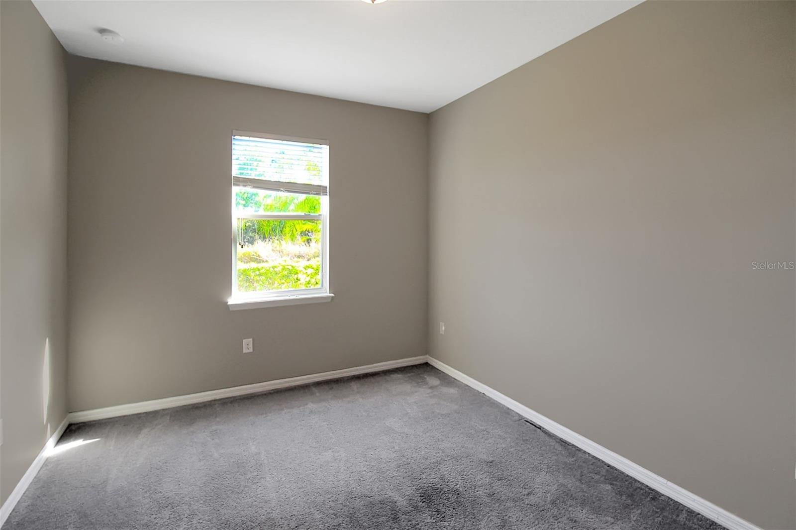 Image 11 of 37 For 2914 Esmeralda Drive