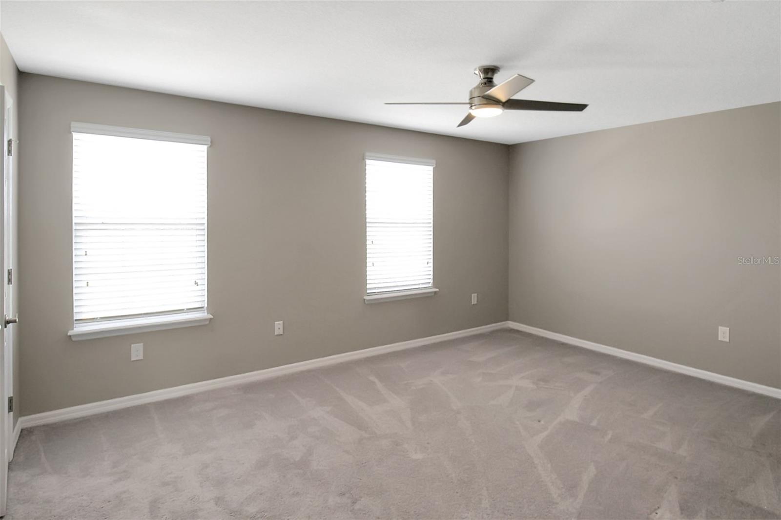 Image 24 of 37 For 2914 Esmeralda Drive