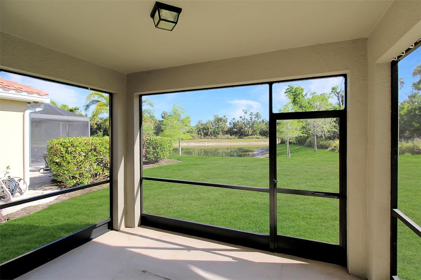 Image 30 of 37 For 2914 Esmeralda Drive